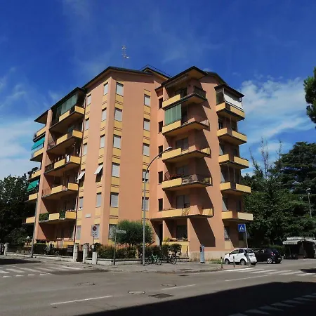 Residenza Arusnati Apartment *